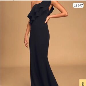 Lulu's Grand Beauty Black Ruffled One-Shoulder Mermaid Maxi Gown  Dress Size M